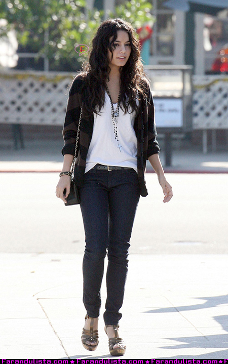 vanessa hudgens candids