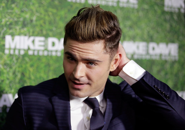 zac-efron-mike-and-dave-premier-aus.jpg