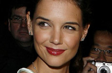 Katie Holmes rechaza Batman Begins 2