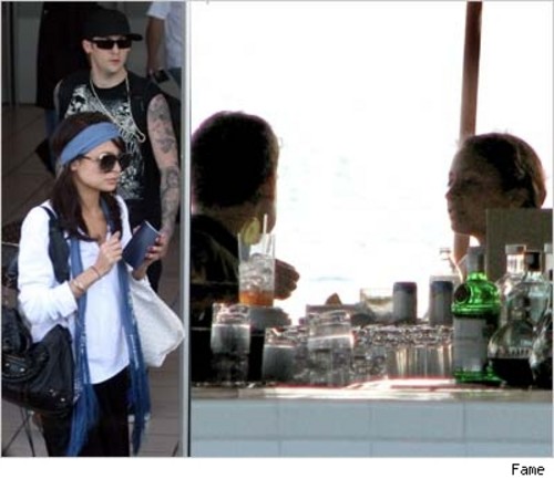 Nicole Richie y Joel Madden se van a México