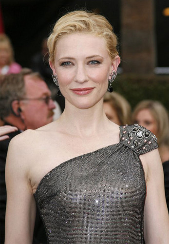 cate_redcarpet.jpg