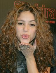 shakira02.jpg