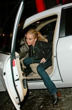 lindsay_lohan_is_accused_of_running_over_a_photographer_in_new_york_2.jpg