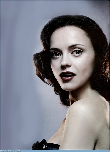 mean_mag_christina_ricci_05.jpg