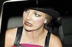 Britney necesita urgente un Estilista