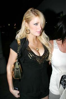 paris_hilton_hollywood2.jpg