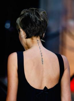 victoria_beckham_sport_industry_awards_2007_in_london_02_farandulista.jpg