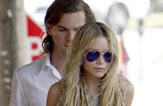 Mary Kate Olsen y su novio Max Snow