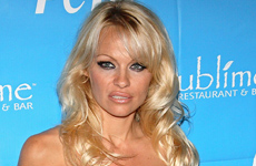 Pamela Anderson celebra sus 40 en Las Vegas