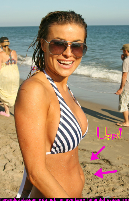 carmen_electra_beach_bikini_01.jpg