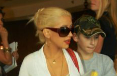 Christina Aguilera de compras en Hollywood Christina Aguilera de compras en Hollywood
