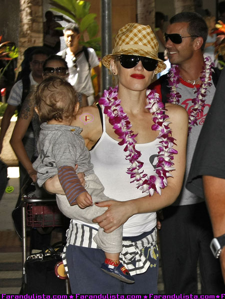 gwen-stefani_hawaii001_.jpg