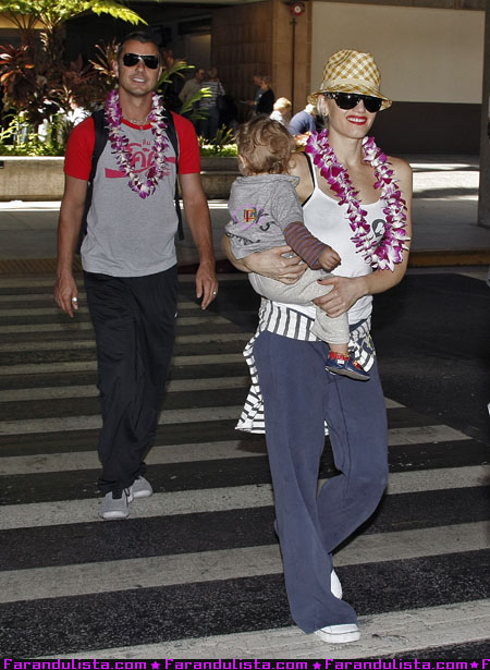 gwen-stefani_hawaii002_.jpg