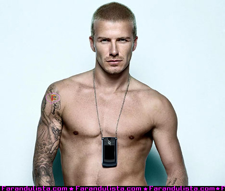 david-beckham-motorola-razr2-0-farandulista.jpg