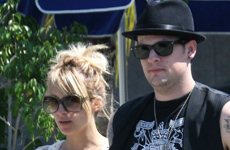 Joel Madden revela planes de boda con Nicole Richie