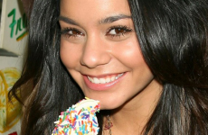 Vanessa Hudgens tenia 15 en la foto desnuda