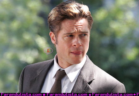 brad_pitt_on_set_burn_after_reading_in_ny_02.jpg