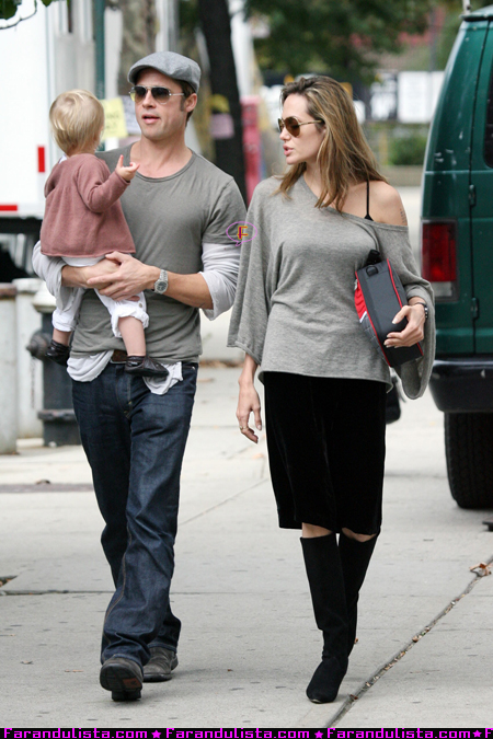 brangelina-and-shiloh-new-york-04.jpg