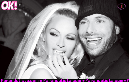 pamela-anderson-rick-salomon-wedding-pic-01.jpg