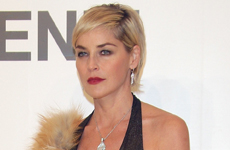 Sharon Stone viste la piel de Chewbacca