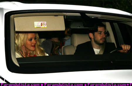 christina-aguilera-baby-shower-02.jpg