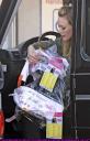 hilary_duff_goes_to_the_dry_cleaners_in_burbank_05.jpg