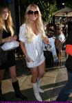 lindsay-lohan-shopping-hollywood-02.jpg