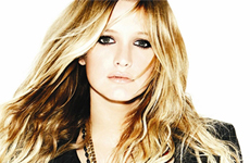 Ashlee Simpson y sus nuevas promos