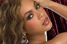 Beyonce topless muestra su Bootylicius – Sunday Gossip Links!