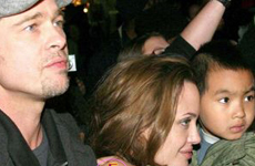 Angelina Jolie, Brad Pitt y Maddox en New Orleans