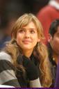 jessica-alba-cash-warren-lakers-game-03.jpg