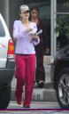 jessica-alba-leaving-the-gym-02.jpg