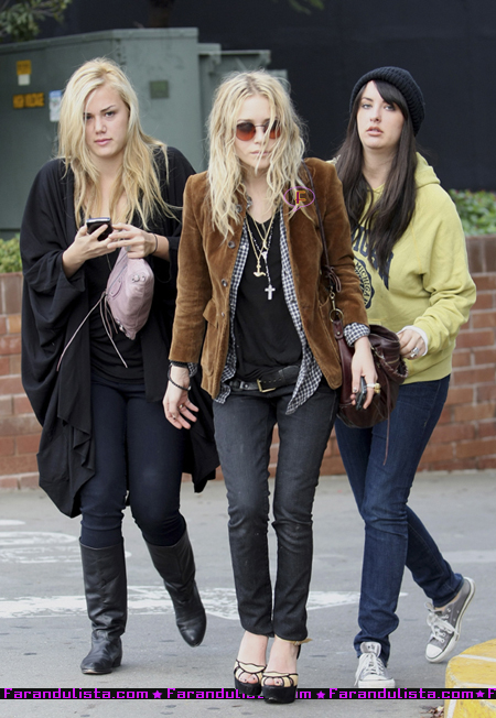 mary-kate-and-friends-los-angeles-01.jpg