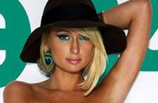 Paris Hilton Topless en 944 Magazine