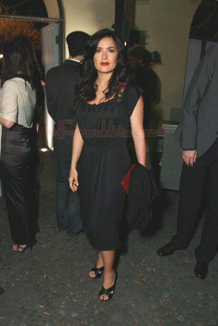 salma-hayek-sergio-rosi-store-opening-melrose-place-02.jpg