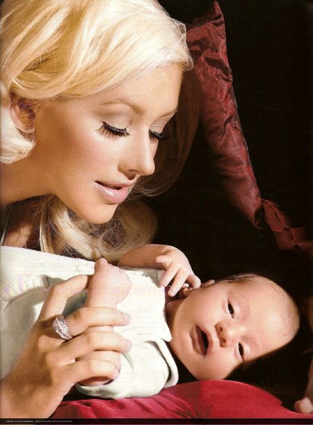 christina-aguilera-ok-magazine-germany-07.jpg