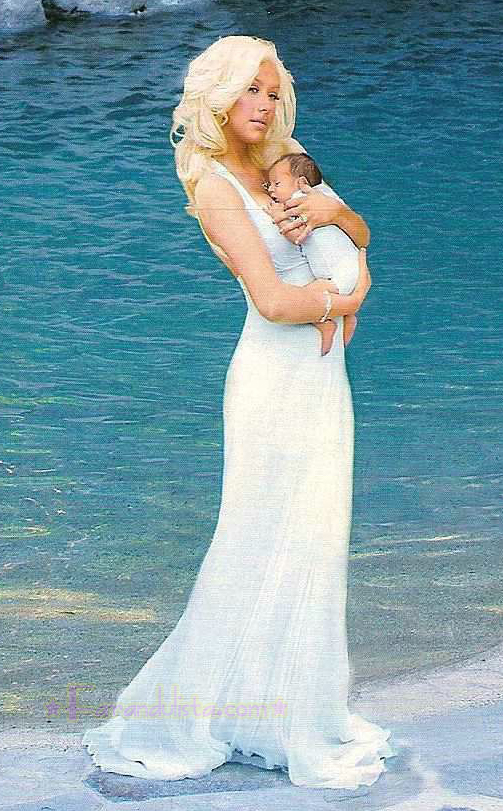 christina-aguilera-ok-magazine-germany-11.jpg