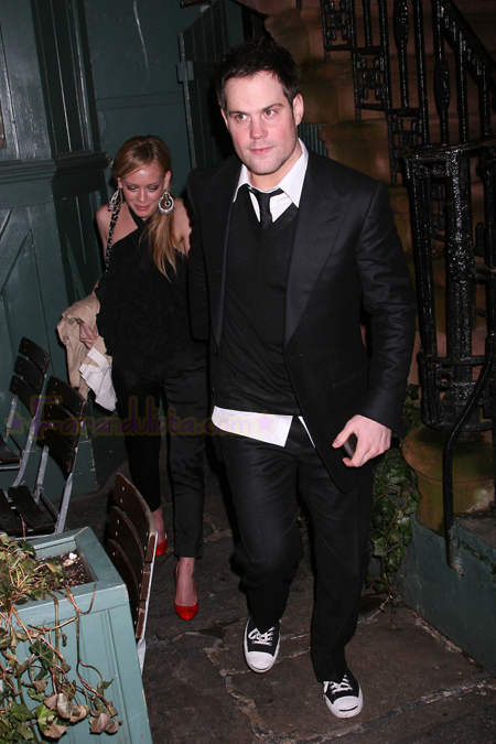 hilary_duff_and_mike_comrie_at_the_waverly_inn_01.jpg