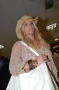 jessica-simpson-at-lax-airport-04.jpg