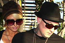 Paris esta saliendo con Benji Madden y Vuelve a los Reality Shows