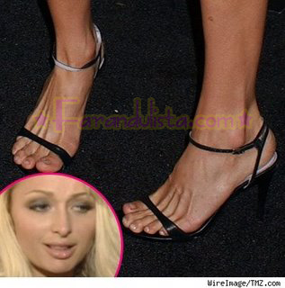 paris-hilton-feet-01.jpg