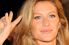 Gisele Bundchen promociona Vogue Eyewear en Ibiza