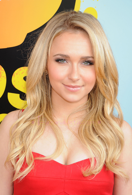 hayden-panettiere-kids-choice-awards-2008-04.jpg