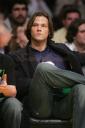 jared-padalecki-and-girlfriend-sandra-mccoy-lakers-maverick-la-03.jpg