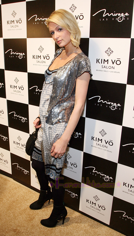 paris-hilton-kim-vo-openning-01.jpg