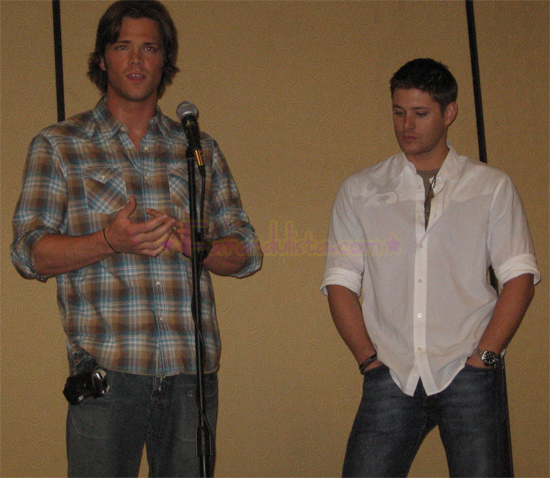 supernatural-la-convention-jared-padalecki-jensen-ackles-02.jpg