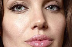 Angelina Jolie en Entertainment habla de sexo, Brad y babies