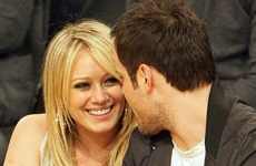 Hilary Duff y su novio en el Juego de los Lakers – Final NBA