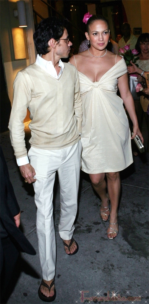 jennifer_lopez_and_marc_anthony_new_york_city-01.jpg