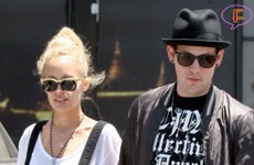 Les roban la escena a Nicole y a Joel Madden – Sunday Gossip Links!